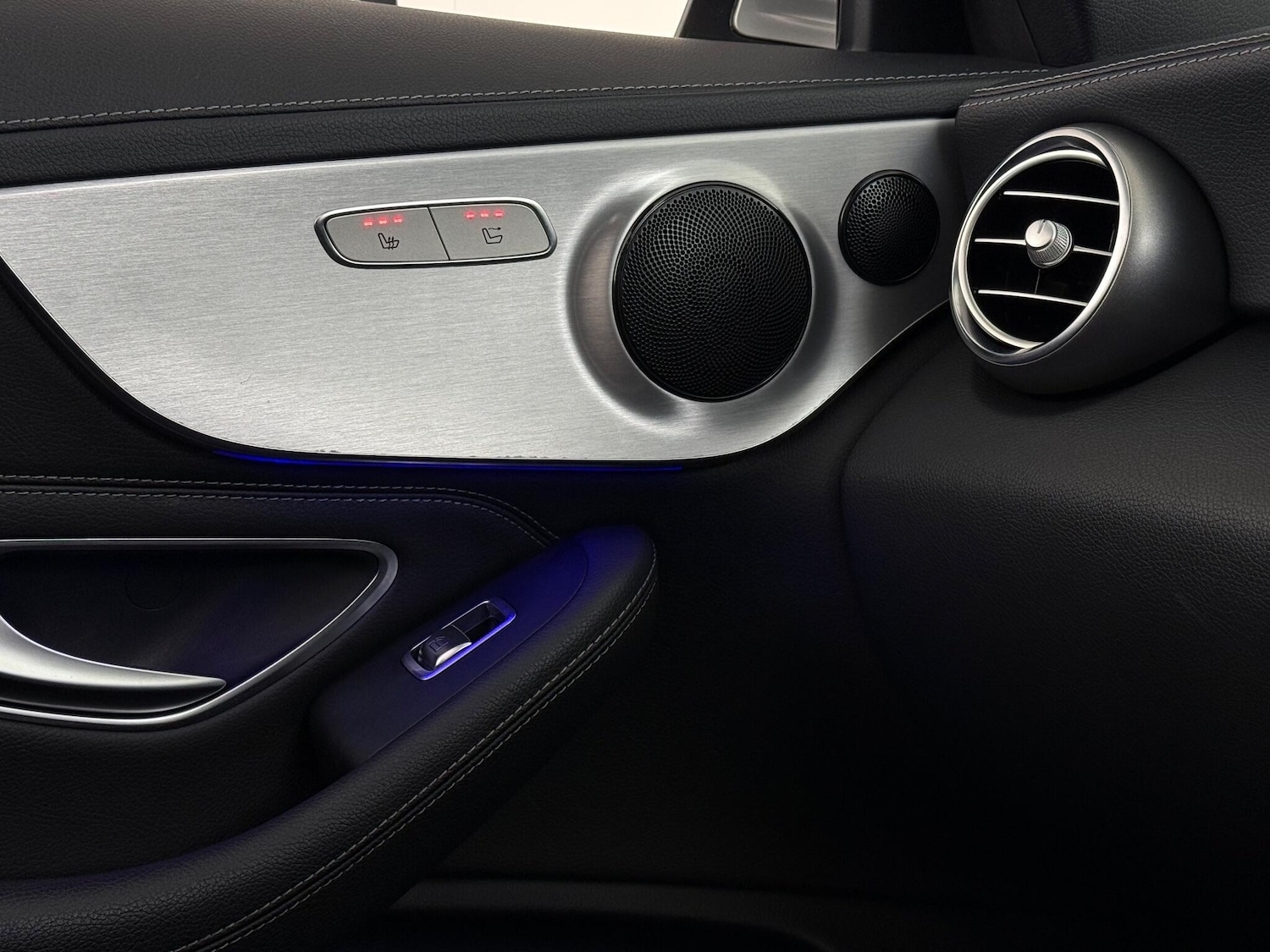 Used Mercedes-Benz C Class 2019 for sale - 76468588: Photo 31