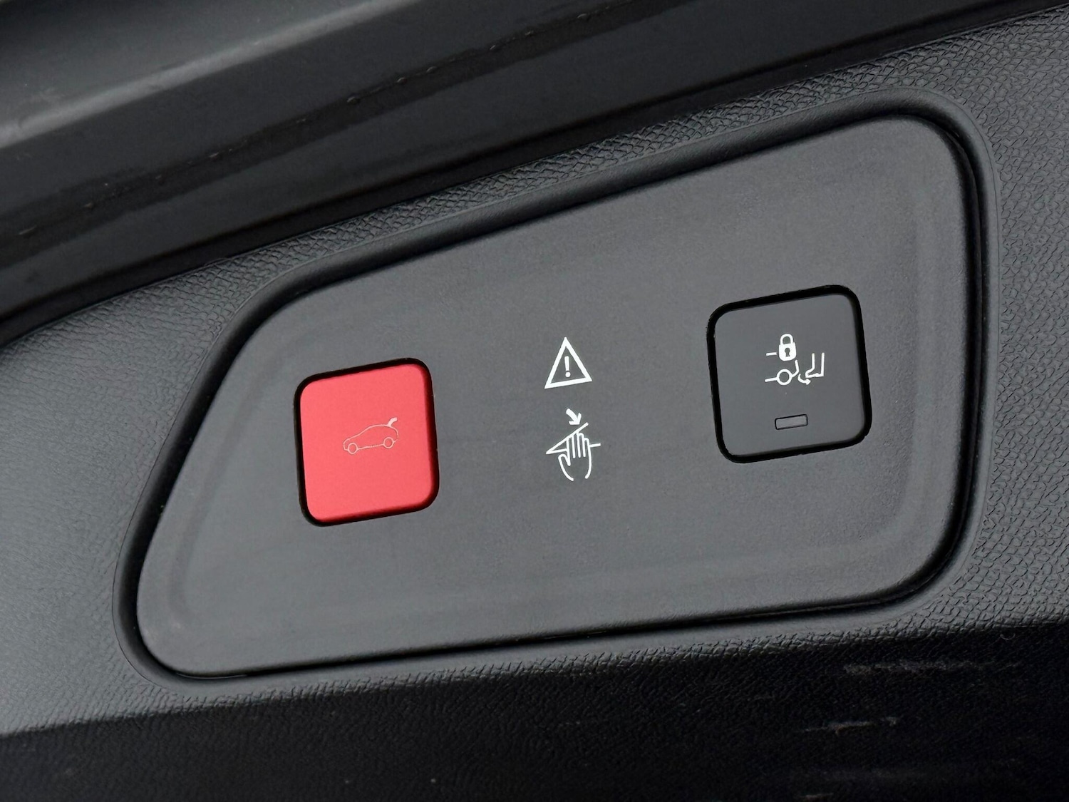 Used Peugeot 3008 2018 for sale - 77259514: Photo 11