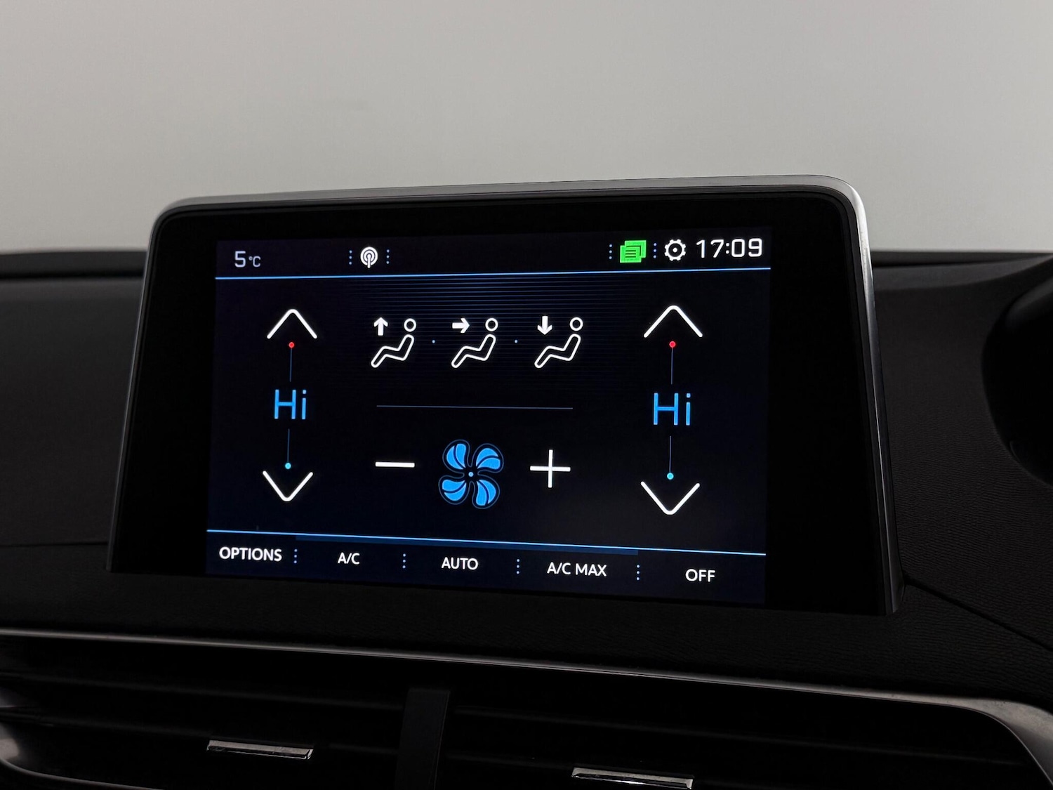 Used Peugeot 3008 2018 for sale - 77259514: Photo 28