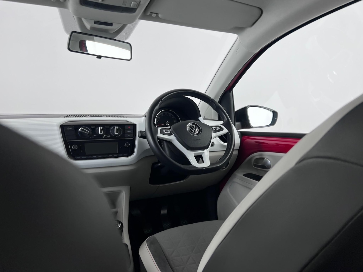 Used Volkswagen up! 2021 for sale - 77217048: Photo 18