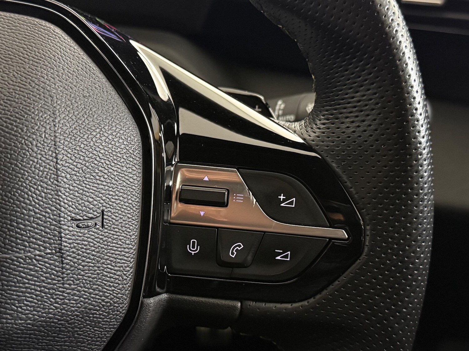 Used Peugeot 408 2024 for sale - 77222272: Photo 21