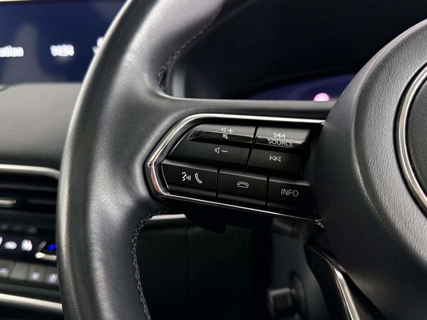 Used Mazda CX-60 2023 for sale - 76468163: Photo 31