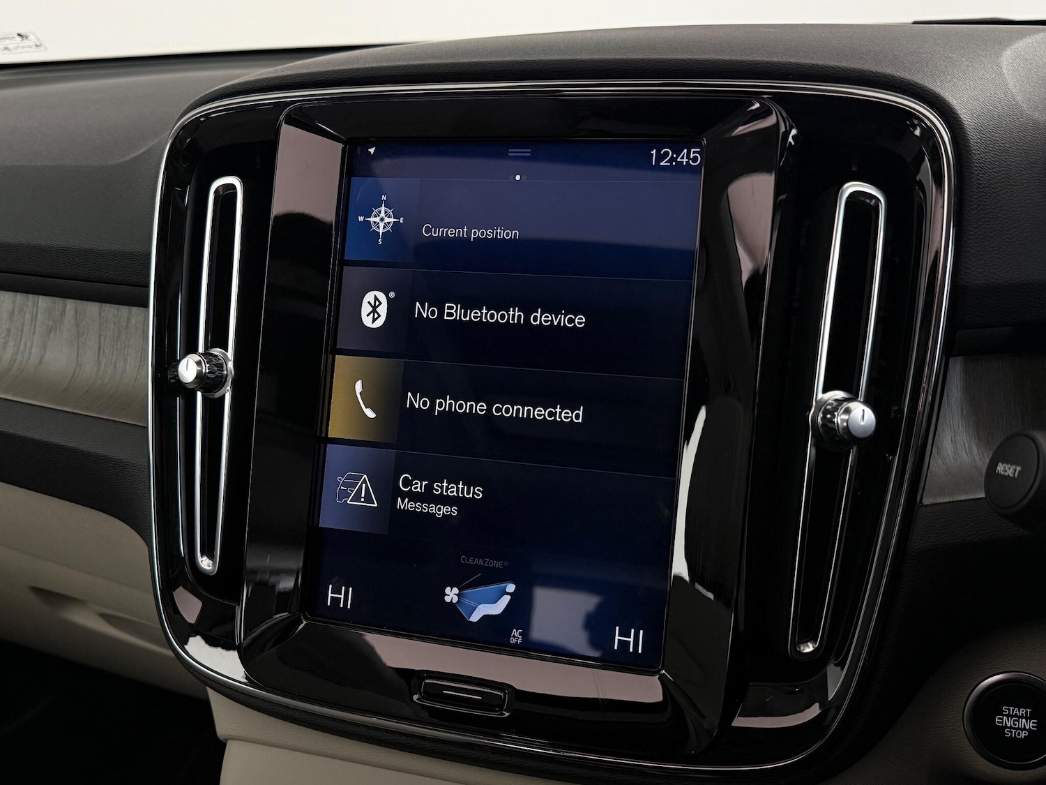 Used Volvo XC40 2018 for sale - 77629869: Photo 26