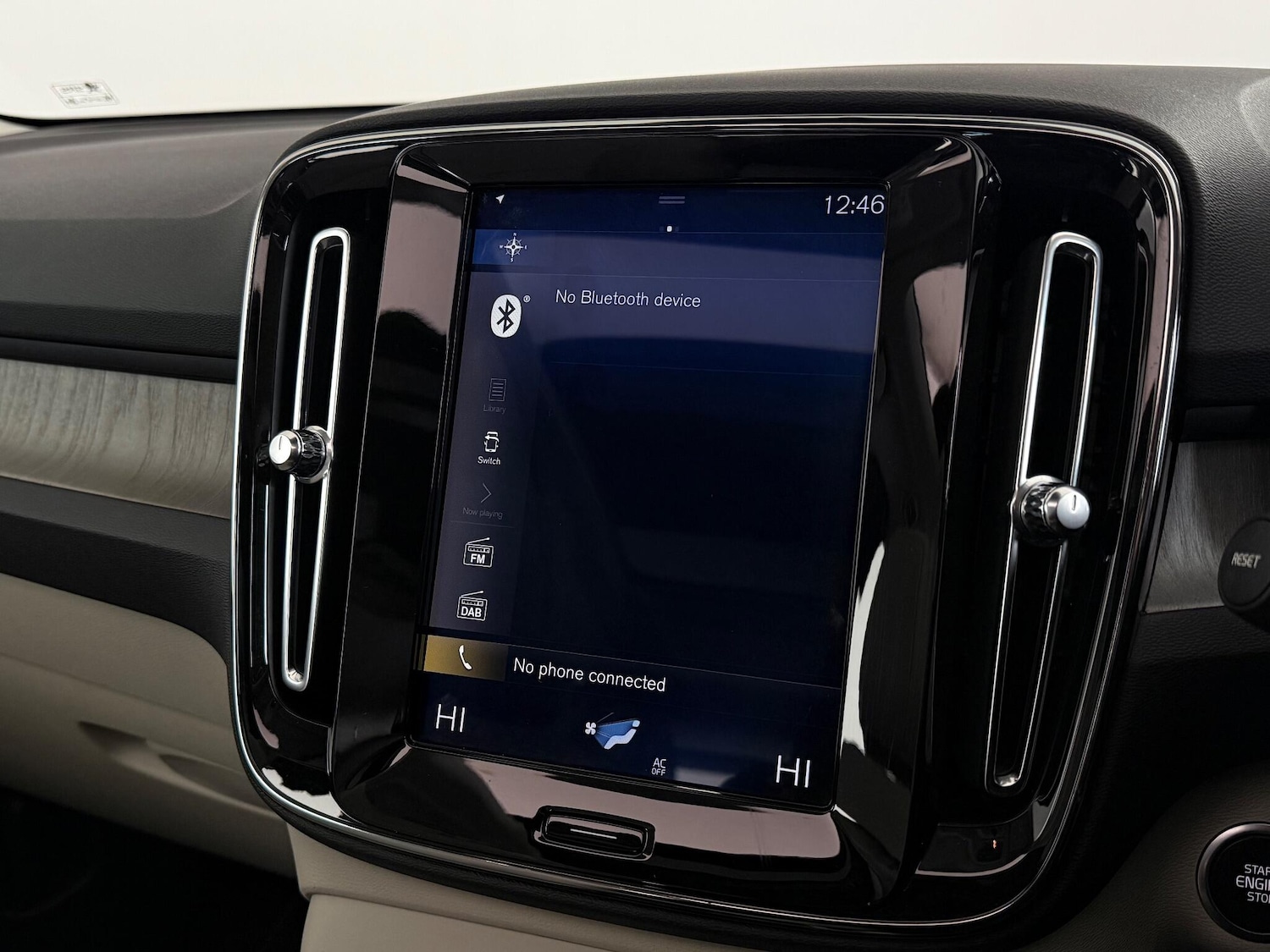 Used Volvo XC40 2018 for sale - 77629869: Photo 29