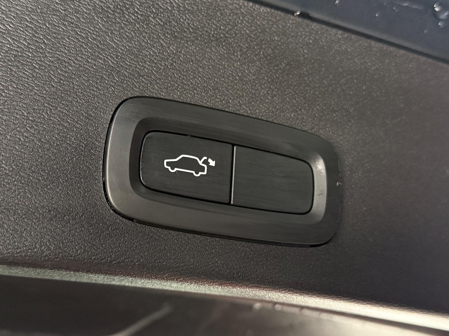 Used Volvo XC40 2018 for sale - 77629869: Photo 9