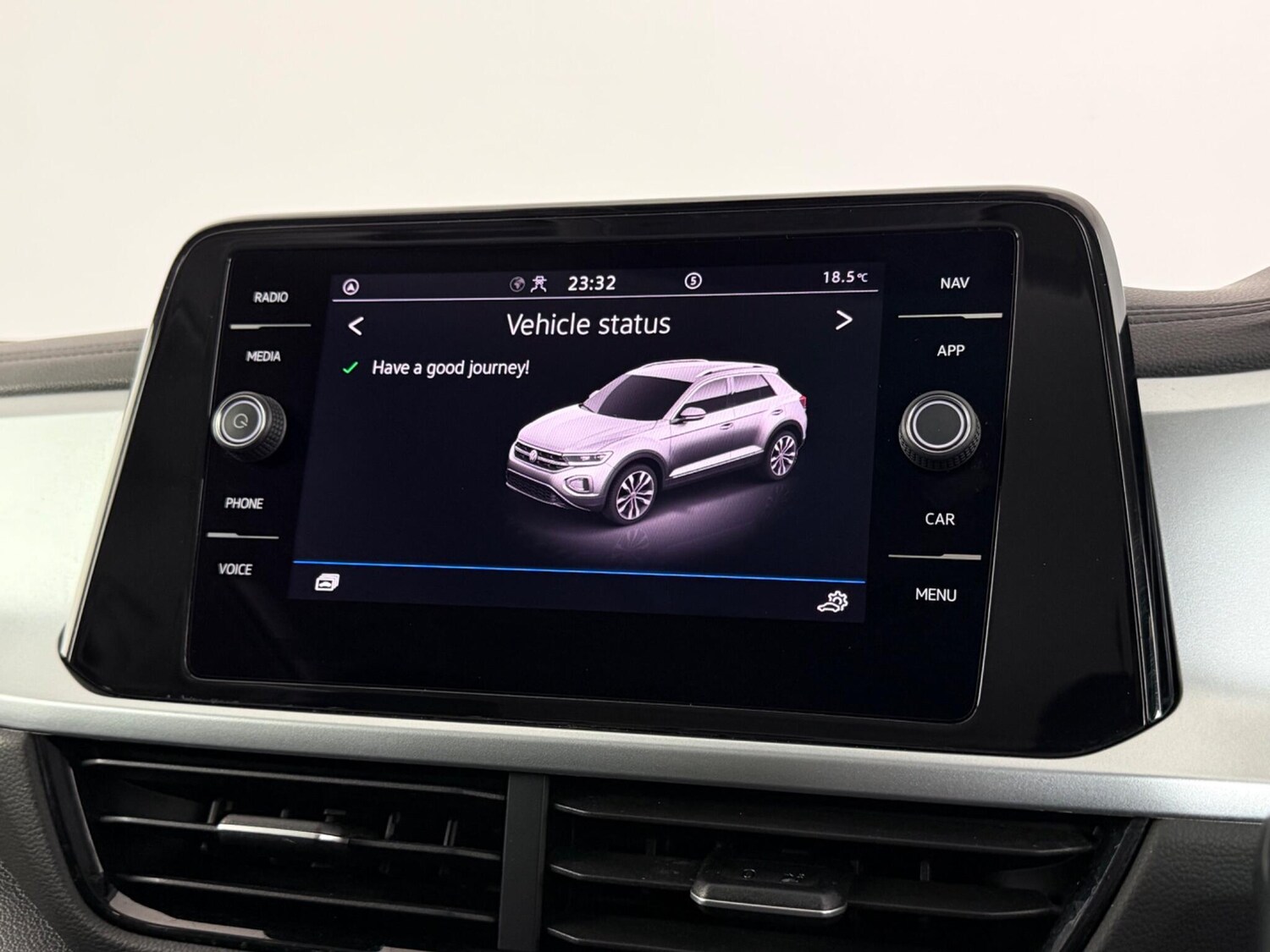 Used Volkswagen T-Roc 2023 for sale - 77550812: Photo 20