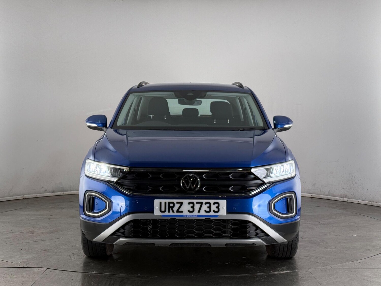 Used Volkswagen T-Roc 2023 for sale - 77550812: Photo 5