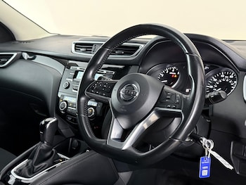 Used Nissan Qashqai 2018 for sale - 78977177: Photo