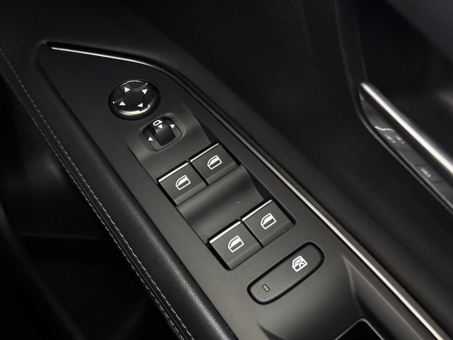 Used Peugeot 3008 2020 for sale - 76468241: Photo 22