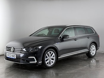 Used Volkswagen Passat 2022 for sale - 76839497: Photo