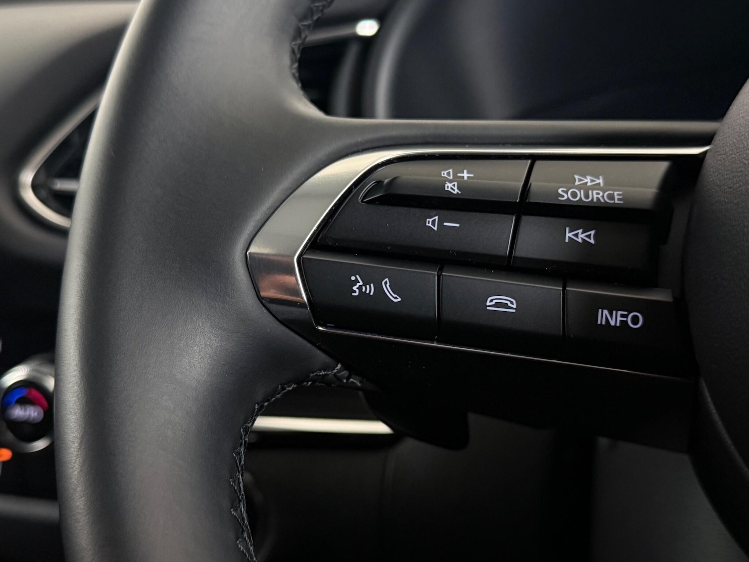 Used Mazda CX-30 for sale - 76468172: Photo 26