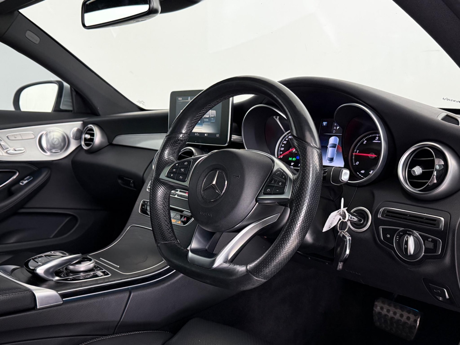 Used Mercedes-Benz C Class 2018 for sale - 77181282: Photo 12