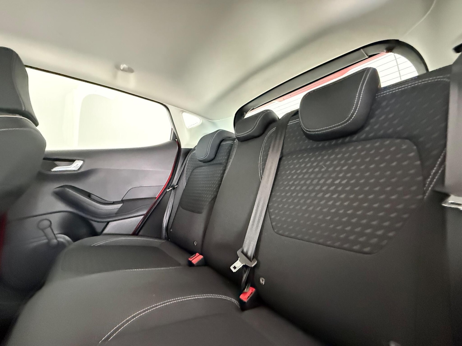 Used Ford Fiesta 2018 for sale - 76561925: Photo 18