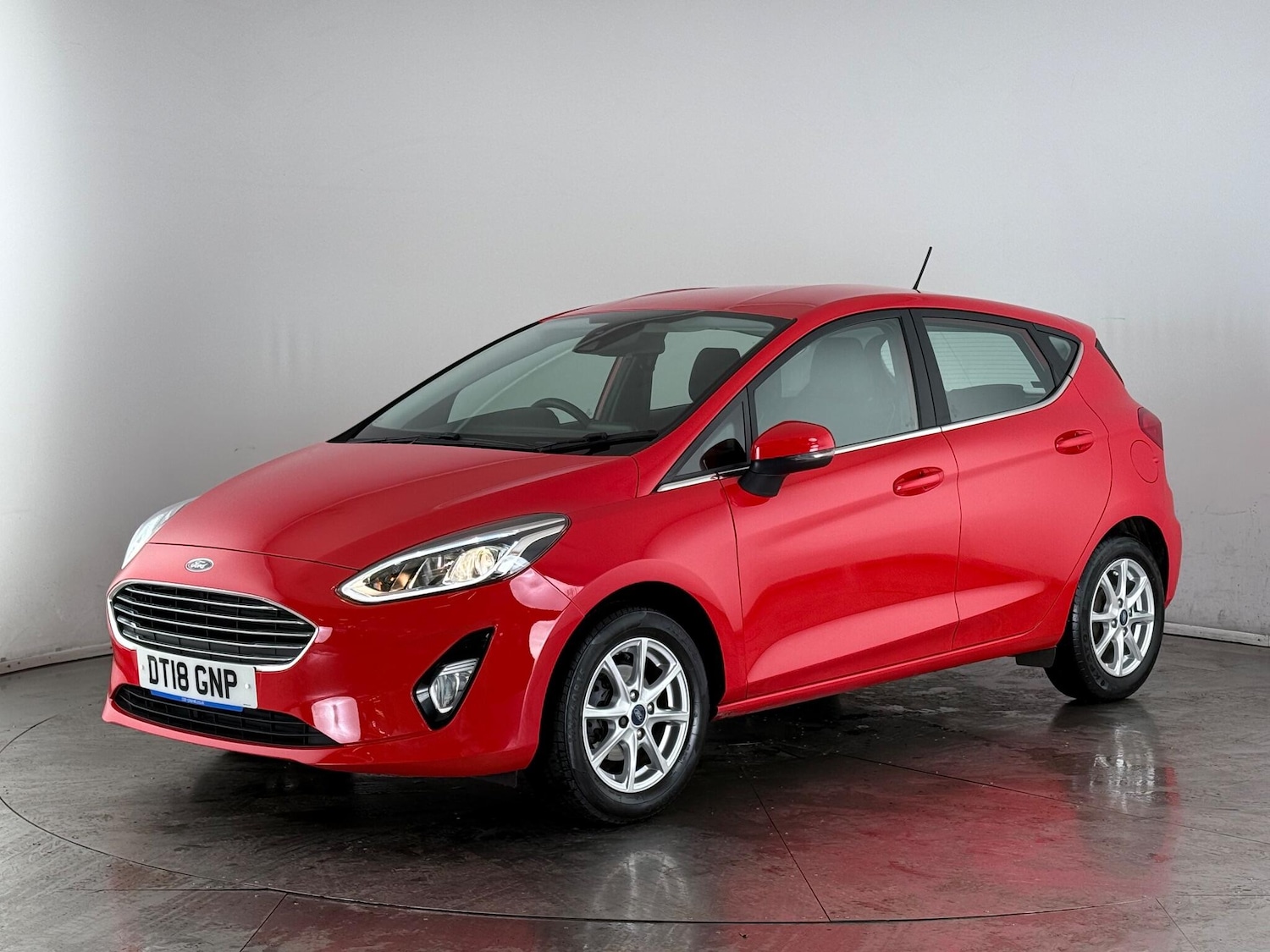 Used Ford Fiesta 2018 for sale - 76561925: Photo 3