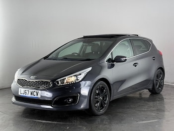Used Kia Ceed 2017 for sale - 76229045: Photo