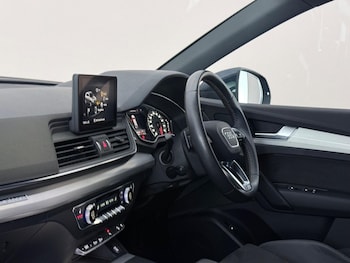 Used Audi Q5 2017 for sale - 79013294: Photo