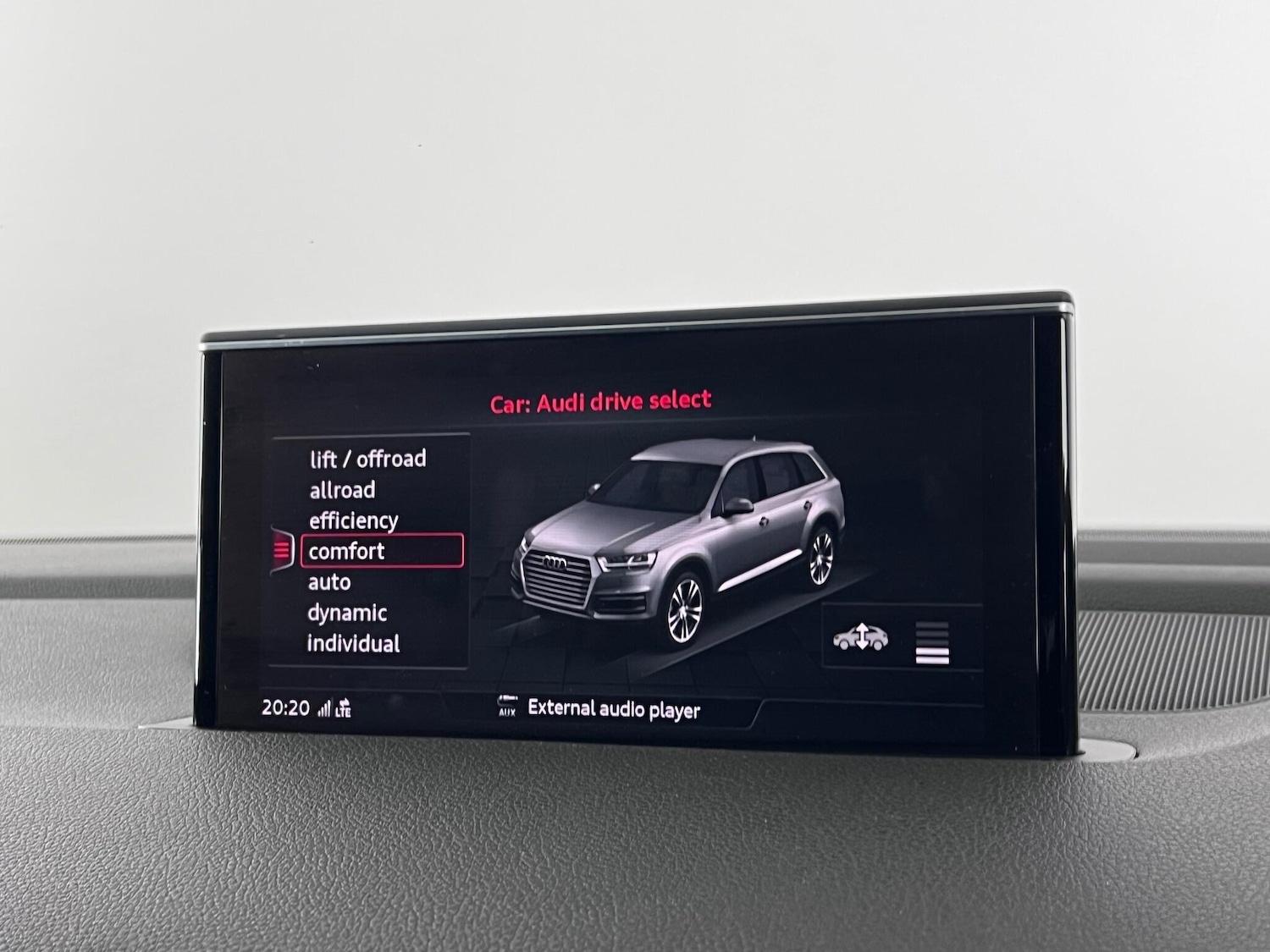 Used Audi SQ7 2016 for sale - 77222267: Photo 31