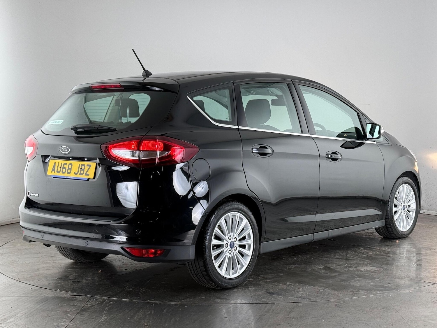 Used Ford C-Max 2018 for sale - 77260557: Photo 2