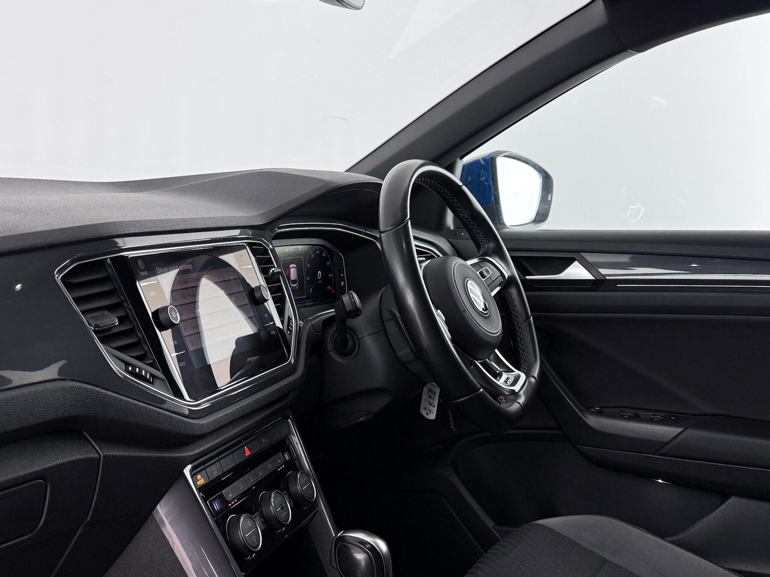 Used Volkswagen T-Roc 2021 for sale - 77259569: Photo 15