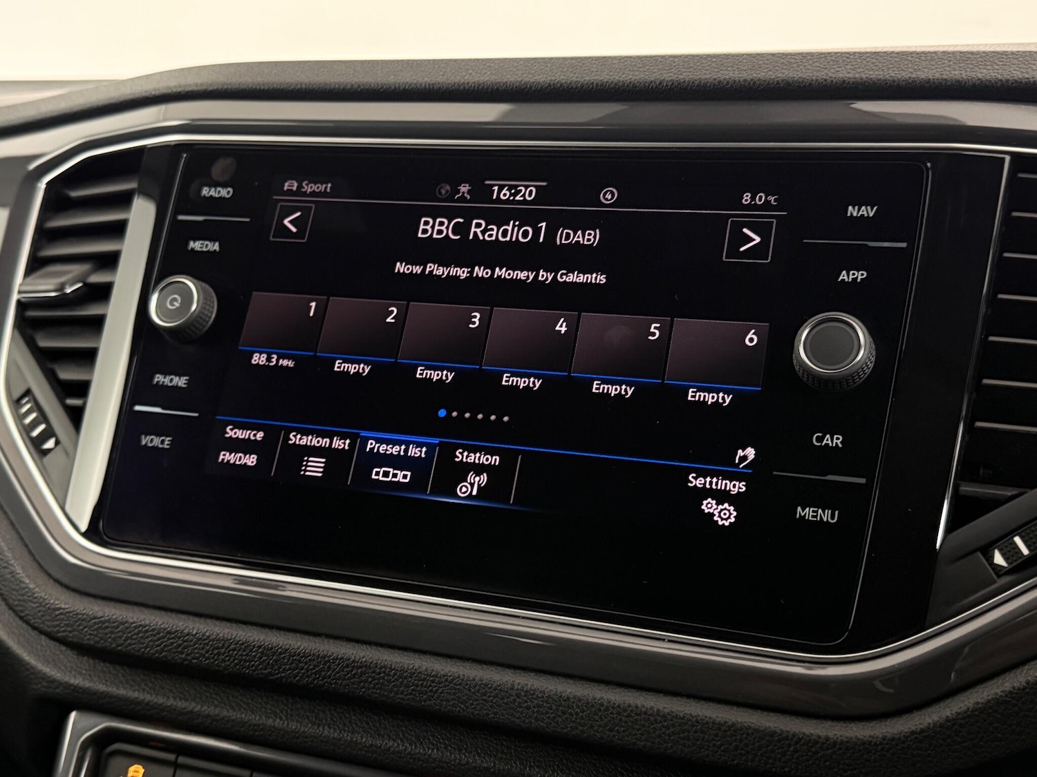 Used Volkswagen T-Roc 2021 for sale - 77259569: Photo 22