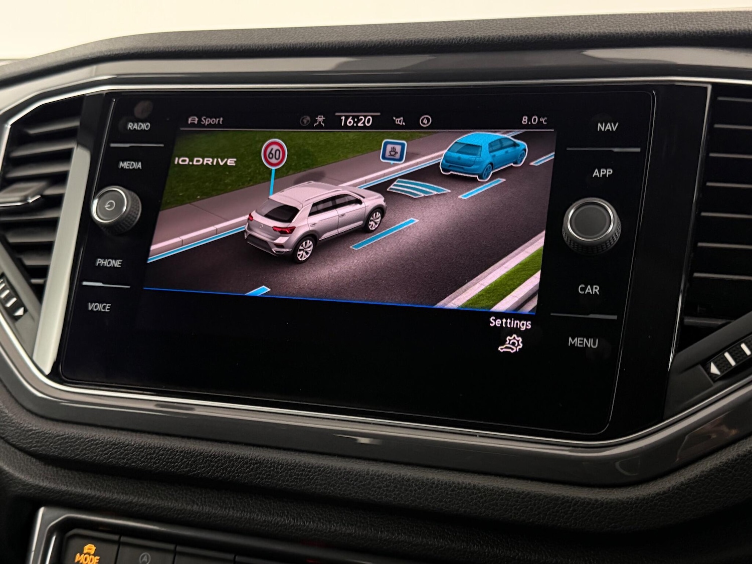 Used Volkswagen T-Roc 2021 for sale - 77259569: Photo 27