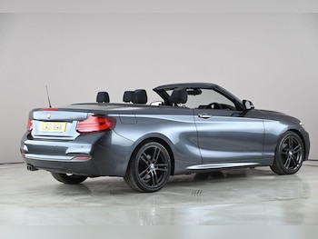 Used BMW 2 Series 2021 for sale - 78237076: Photo