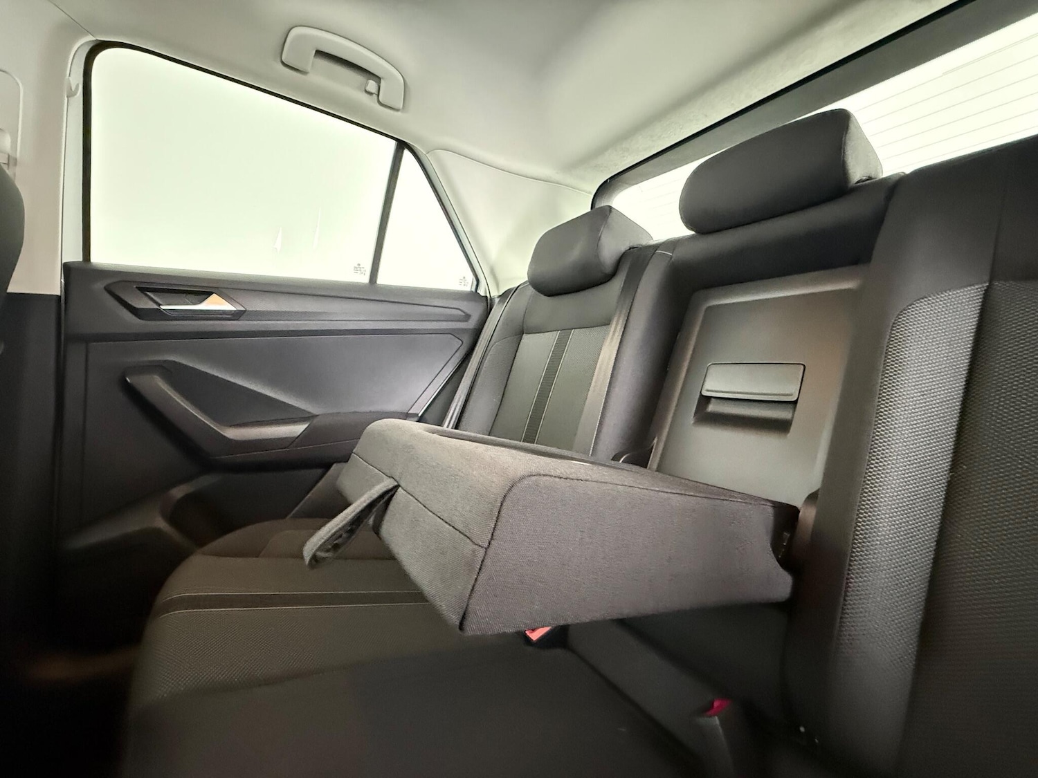 Used Volkswagen T-Roc 2022 for sale - 77181024: Photo 14