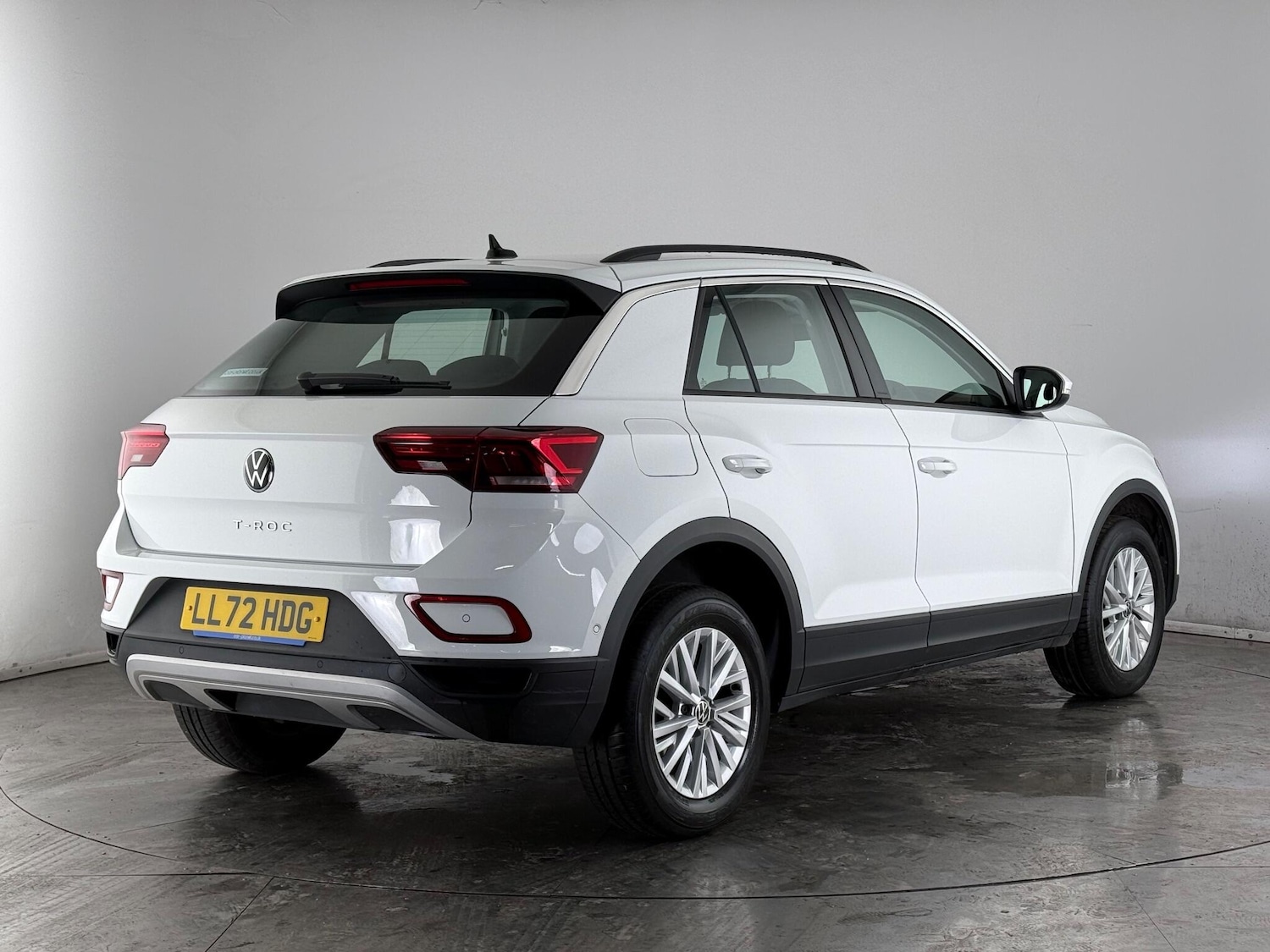 Used Volkswagen T-Roc 2022 for sale - 77181024: Photo 6