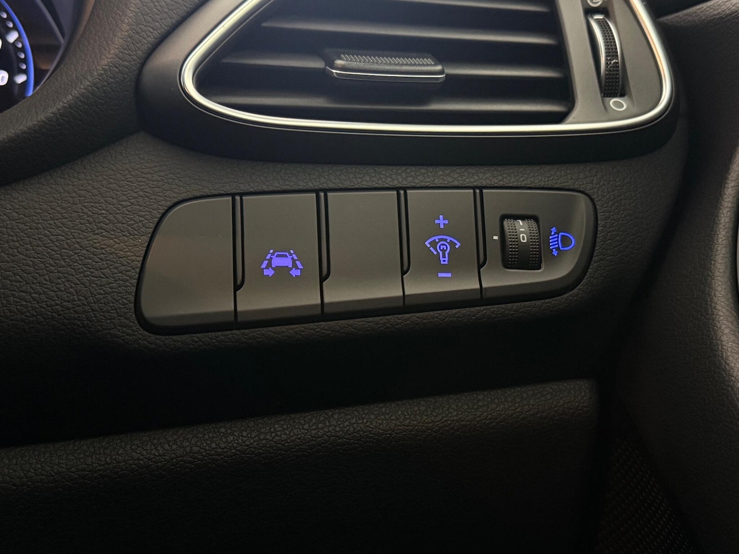 Used Hyundai i30 2019 for sale - 76468103: Photo 40