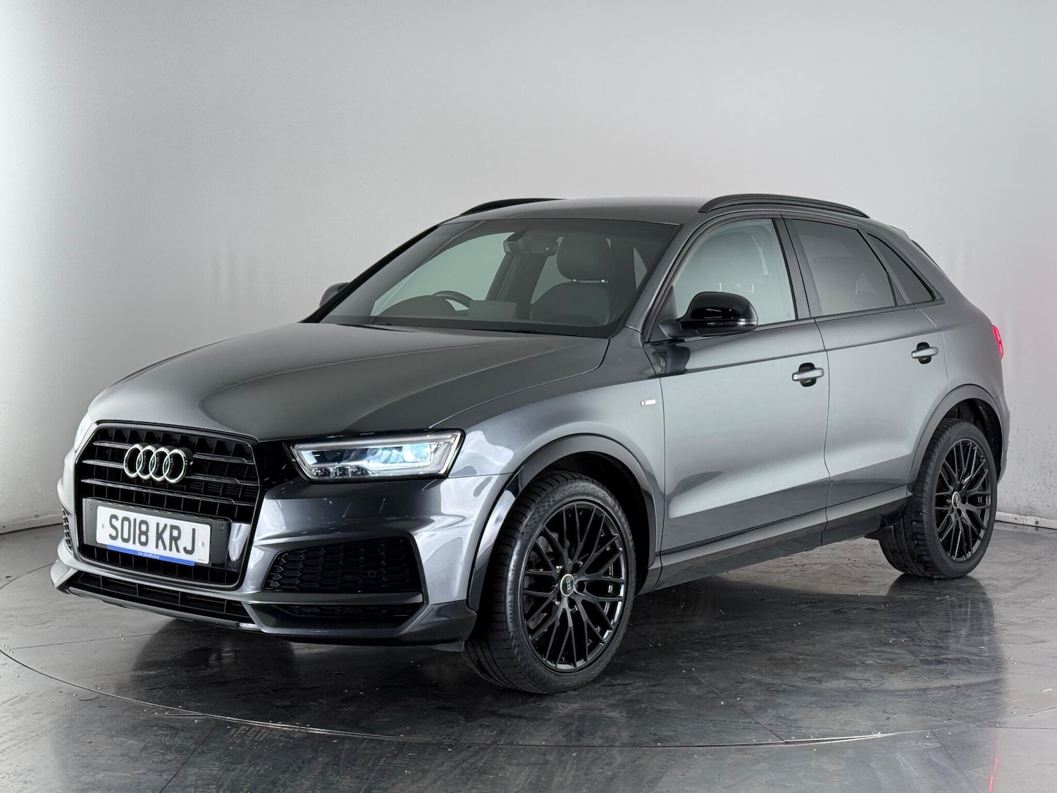 Used Audi Q3 2018 for sale - 77243546: Photo 3