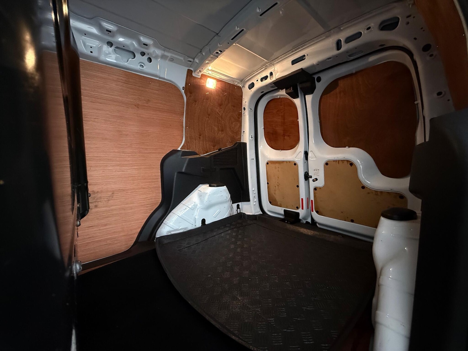 Used Ford Transit Courier 2020 for sale - 76658953: Photo 21