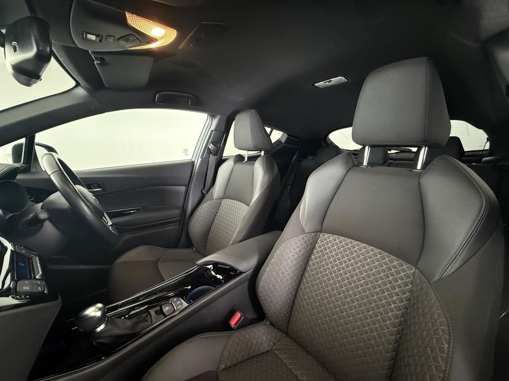 Used Toyota C-HR 2022 for sale - 75770962: Photo 18