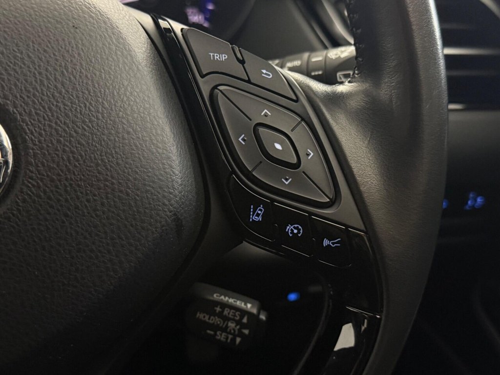 Used Toyota C-HR 2022 for sale - 75770962: Photo 25