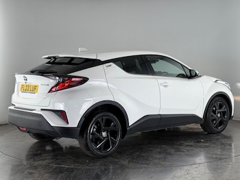 Used Toyota C-HR 2022 for sale - 75770962: Photo