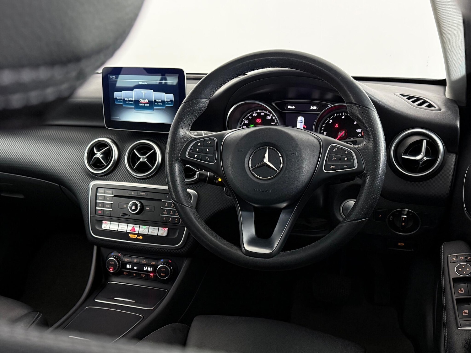 Used Mercedes-Benz A-Class 2017 for sale - 77180877: Photo 15