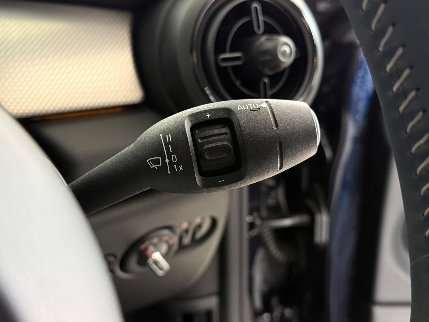 Used MINI Convertible 2022 for sale - 77246095: Photo 24