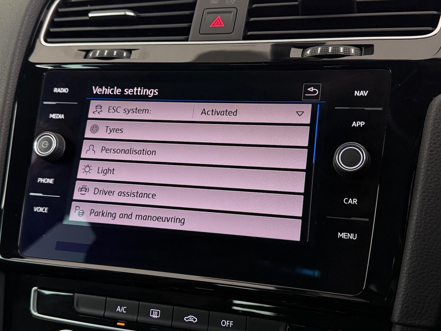 Used Volkswagen Golf 2019 for sale - 77260551: Photo 28