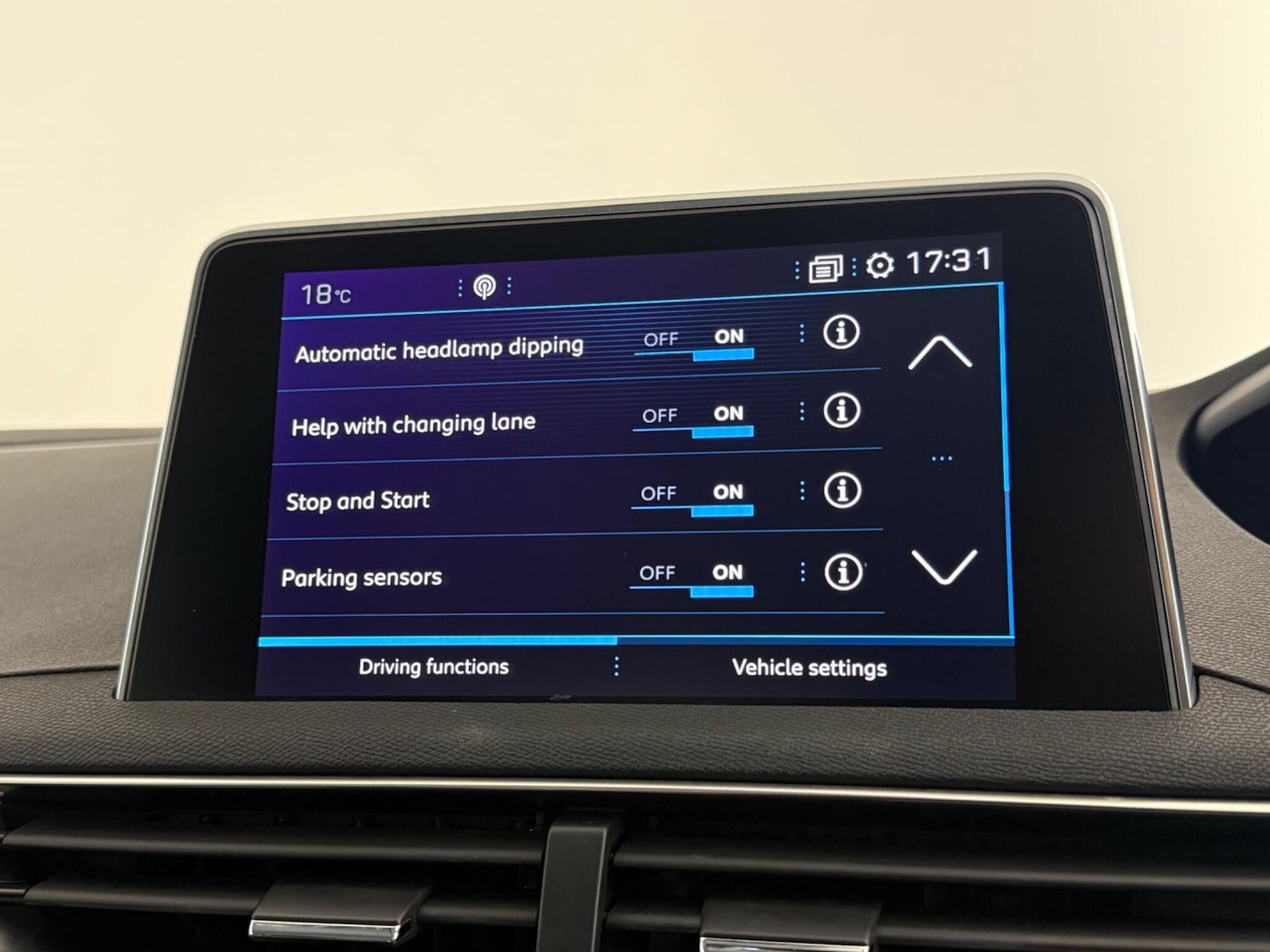 Used Peugeot 3008 2018 for sale - 76512249: Photo 32