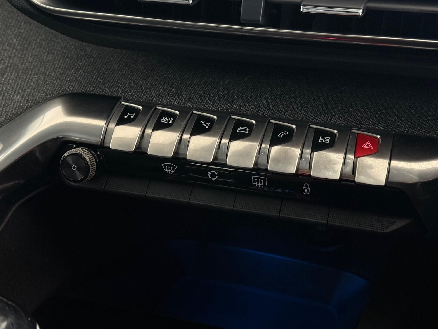 Used Peugeot 3008 2018 for sale - 76512249: Photo 40