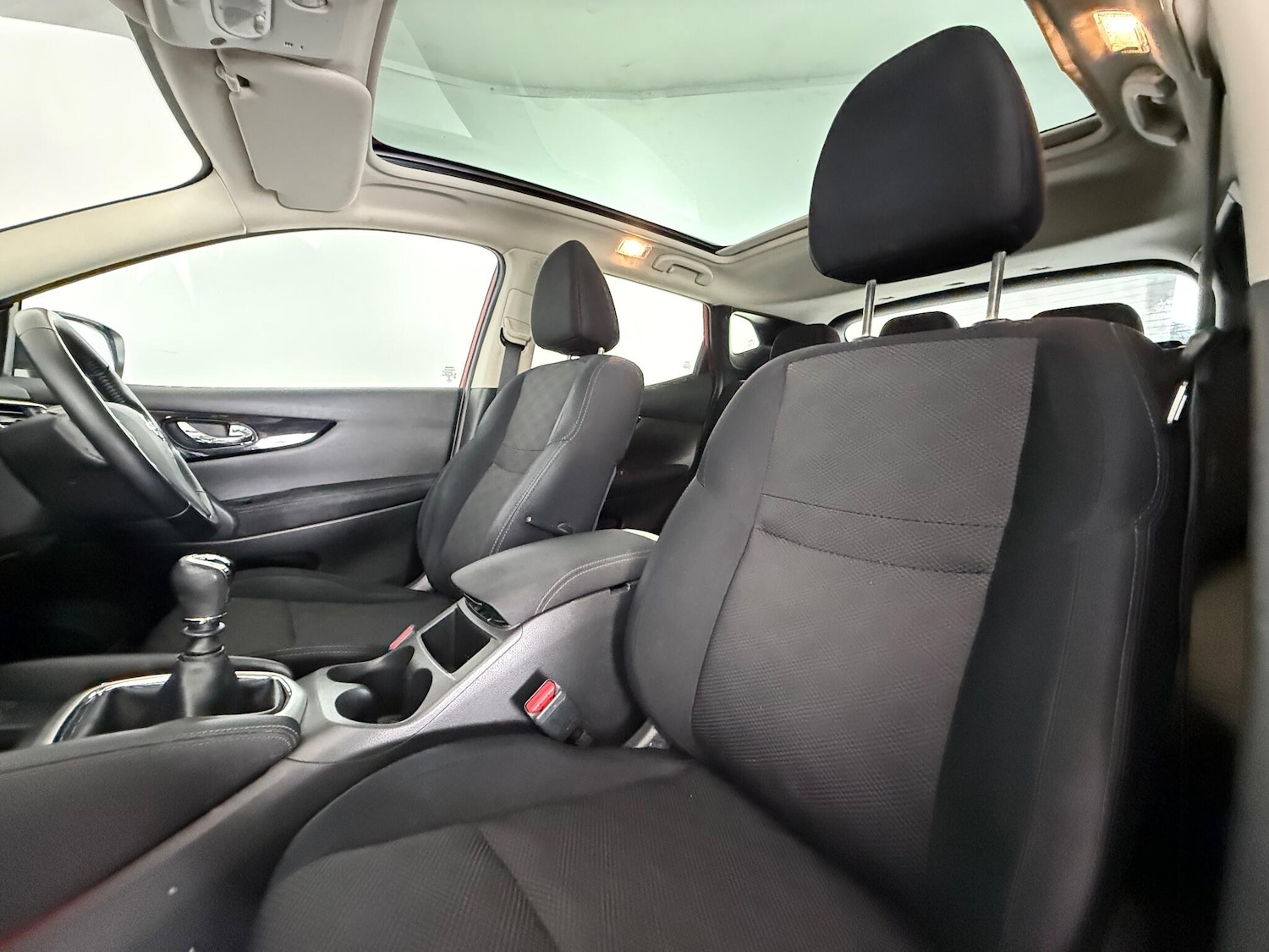 Used Nissan Qashqai 2016 for sale - 77259699: Photo 12