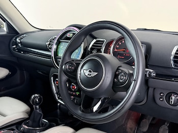 Used MINI Clubman 2016 for sale - 78753060: Photo