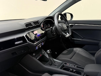Used Audi Q3 2022 for sale - 79237328: Photo
