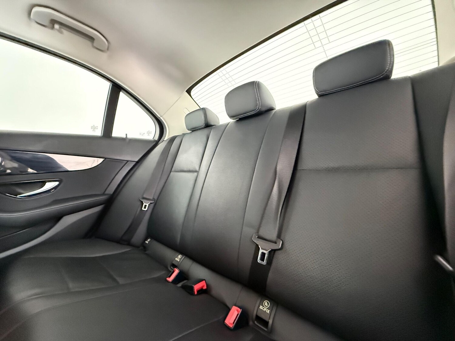 Used Mercedes-Benz C Class 2015 for sale - 77945252: Photo 12