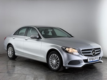Used Mercedes-Benz C Class 2015 for sale - 77945252: Photo