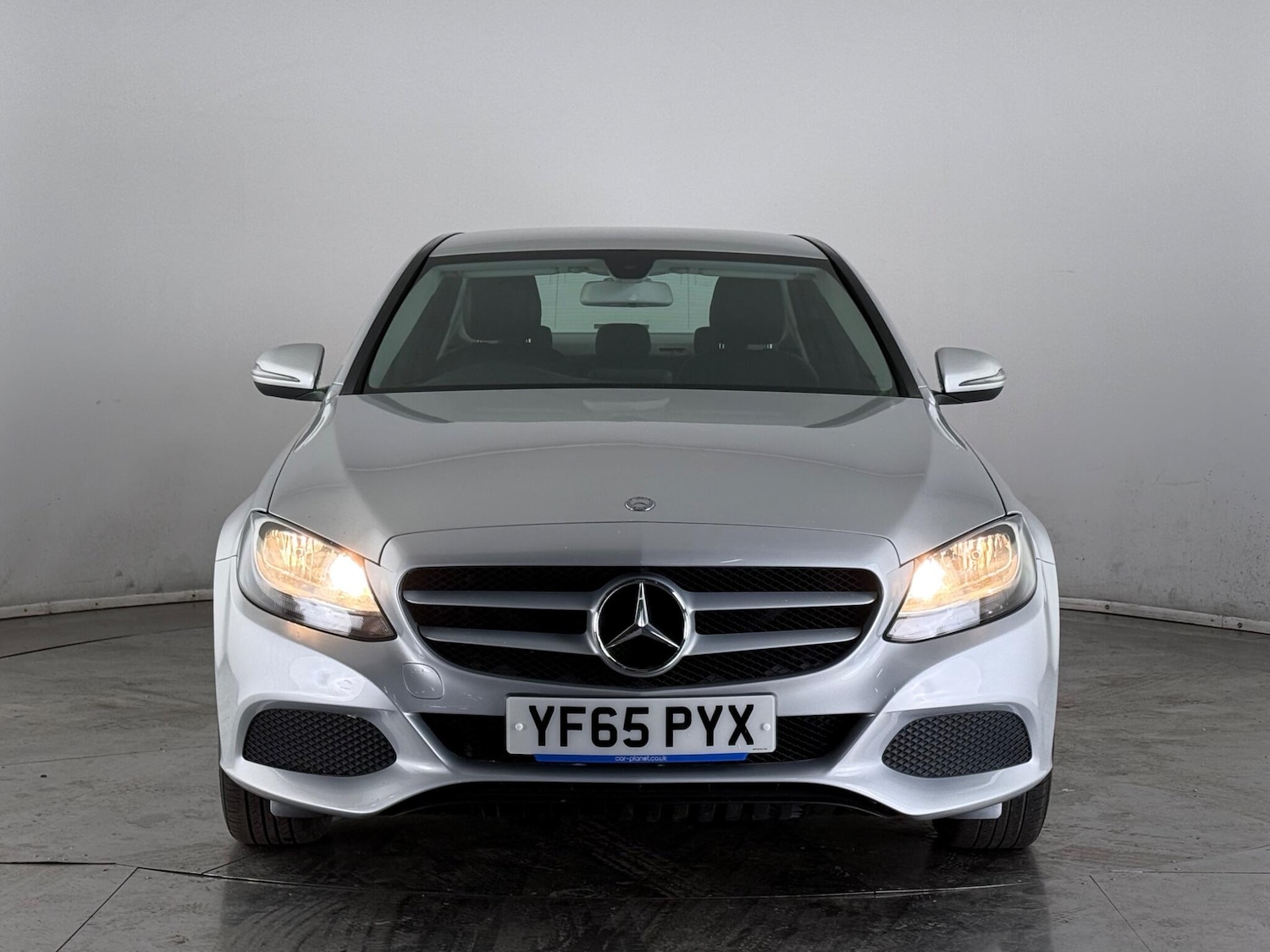 Used Mercedes-Benz C Class 2015 for sale - 77945252: Photo 5