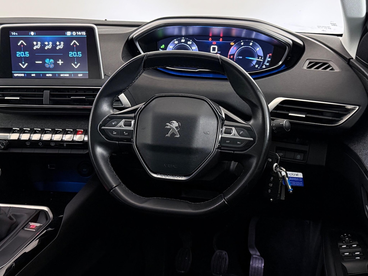 Used Peugeot 3008 2018 for sale - 77222117: Photo 17