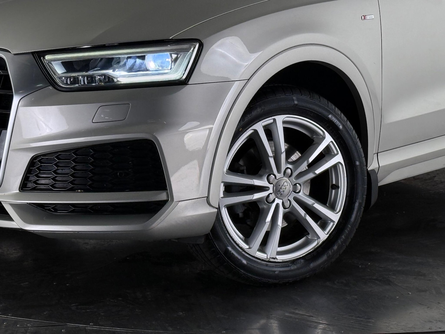 Used Audi Q3 2017 for sale - 77181129: Photo 38