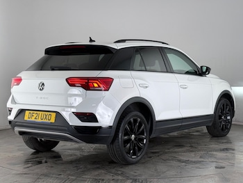 Used Volkswagen T-Roc 2021 for sale - 77754479: Photo