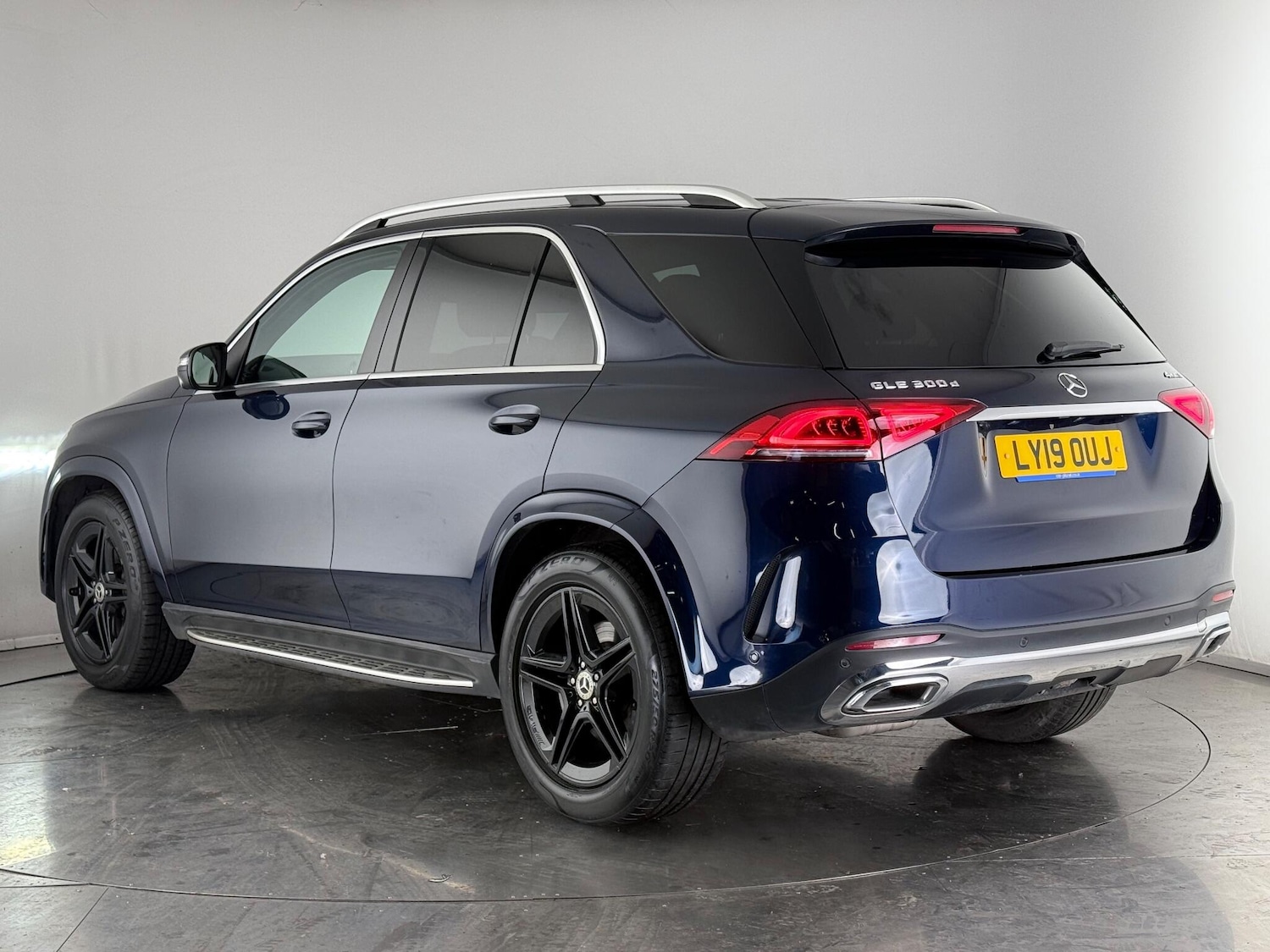 Used Mercedes-Benz GLE 2019 for sale - 77242949: Photo 3
