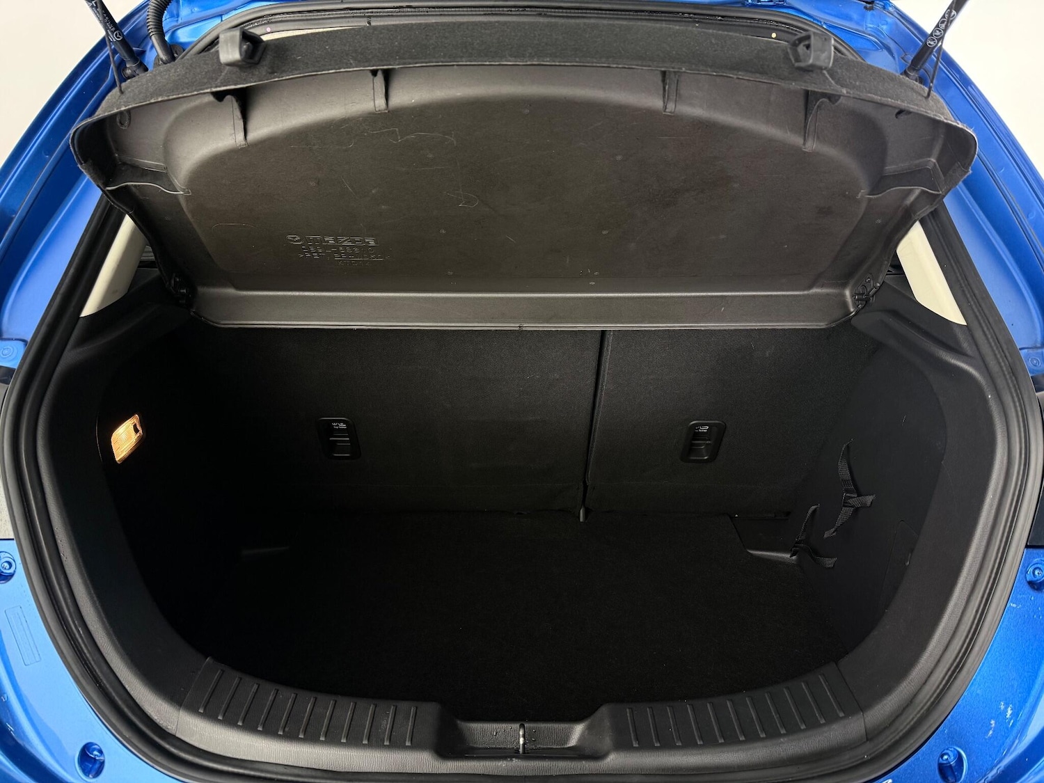 Used Mazda Mazda2 for sale - 76468127: Photo 13